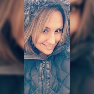 Meet your Posher, Celia